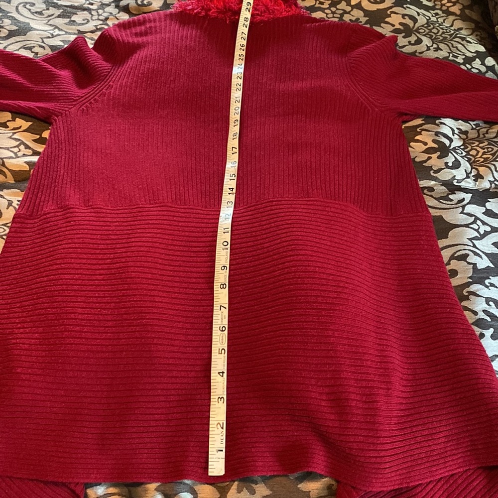 Once Again Red Cardigan - Picture 8 of 8